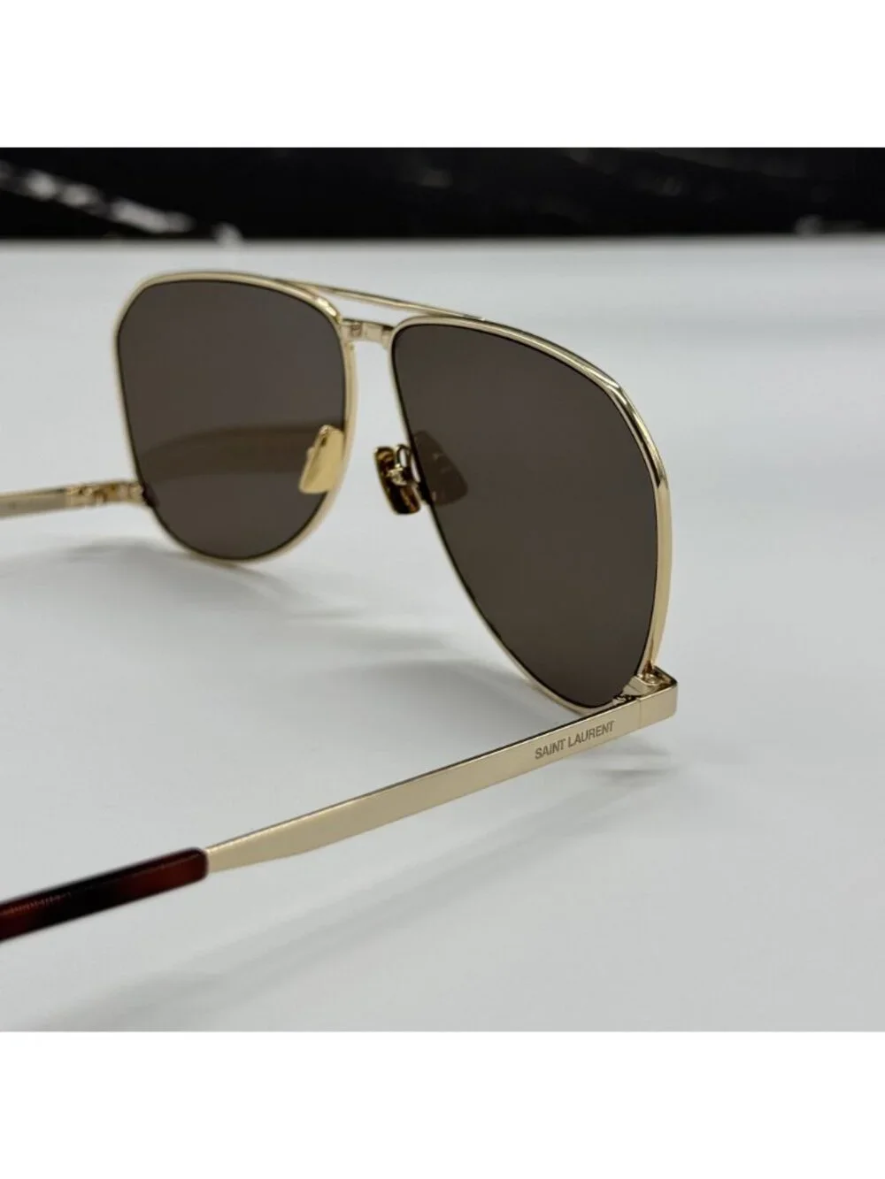 NWT Saint Laurent SL690 DUST 004 Gold Unisex Aviator Sunglasses